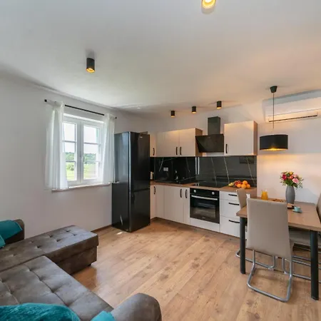 Emilia Apartment Umag