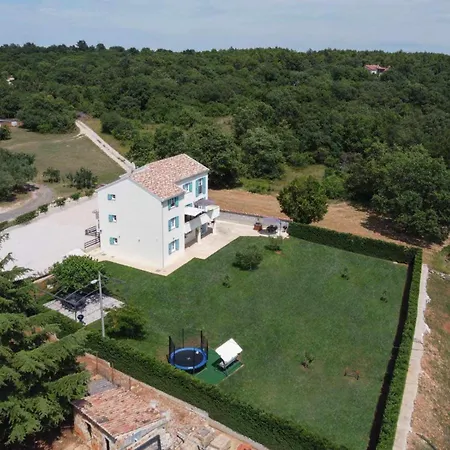 Apartment Emilia